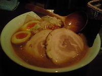 「得々醤油ラーメン （中） 850円」@とんこつらーめん 十豚の写真