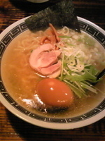 「塩鶏そば」@麺場 浜虎 横浜店の写真