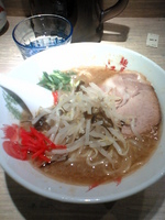 「極豚らー麺:900円」@麺屋武蔵 江戸きんの写真