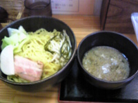 「こってりつけ麺（中盛り）+にんにく」@旬麺しろ八の写真