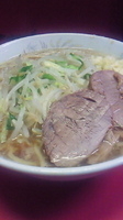 「小ラーメン麺かため（ニンニクマシマシ）」@ラーメン二郎 上野毛店の写真