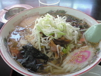 「塩ラーメン（600円）」@中華料理 福新の写真