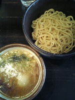 「塩玉つけそば」@鶏そば専門店 前略。まるきゅうの写真