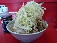 「ラーメン（小）ぶた入り850円無料トッピング全部」@ドン-キタモトの写真