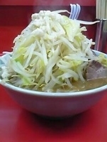 「ラーメン（小） ヤサイ、ニンニク」@ドン-キタモトの写真
