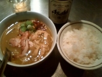 「グリーンカレーそば 850円 + ライス150円 + ビール 5」@BASSANOVAの写真