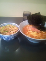 「ラーメン+チャーシューご飯」@関東ラーメン だし屋の写真