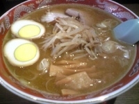 「小田原味噌ラーメン+煮玉子」@旨辛ラーメン 味一の写真