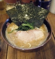 「ラーメン」@横浜家系 侍の写真