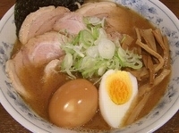 「チャーシューメン（味付けたまごトッピング）」@麺屋 律の写真
