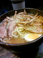 「特製ラーメン大盛り（途中濃い目）」@燈の車の写真