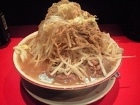 「大ラーメン+魚粉」@用心棒の写真