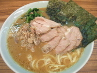 「チャーシューメン  中盛 （味濃い目 油少なめ）」@横浜家系らーめん 二代目 武道家の写真