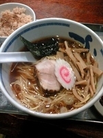 「らーめん:790円」@たけちゃんにぼしらーめん 代々木店の写真