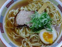 「煮干正油らーめん（650円）」@煮干鰮らーめん 圓の写真