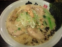 「濁汁豚麺（醤油とんこつちゃーしゅーめん）1029円」@麺屋 あごすけの写真