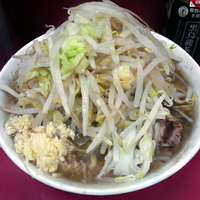 「小ラーメン（￥600）ヤサイ、ニンニク」@ラーメン二郎 小岩店の写真