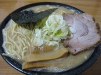 「らーめん大盛 800円 （硬麺）」@麺屋 一心の写真