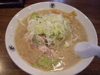 「しょうゆらーめん」@こってりらーめん 誉の写真
