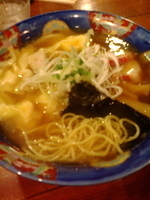 「ワンタン麺ミックス（黒だし）950円」@八雲の写真