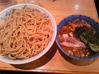 「つけめん+特盛+味玉+半チャーシュー」@くり山の写真