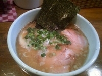 「こってり豚骨醤油らーめん」@豚骨らーめん いちご家の写真