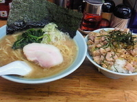 「ラーメン(並)600円+賄い飯300円」@麺家 浜風 大船店の写真