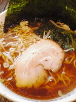 「丸鶏醤油（細麺、￥650）」@ラーメン本舗。の写真