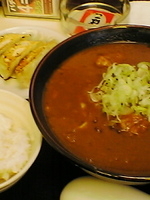 「カレーラーメン（￥680）+ランチサービスのセット（無料）」@ラーメン町っ子の写真