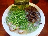 「ネギラーメン（780円）+ニラもやし（100円）（別皿）」@博多長浜ラーメン フクフクの写真