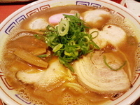 「中華そば+半チャンセット」@丸高中華そば 中山手店の写真