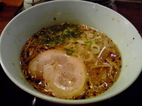 「ちゃぶ屋流 とんこつらぁ麺（硬め）」@とんこつらぁ麺-CHABUTON- イオンモール高崎店の写真