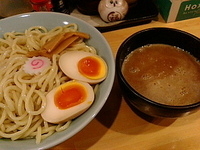 「つけ麺大盛り￥850」@めん屋 写楽 東大宮店の写真