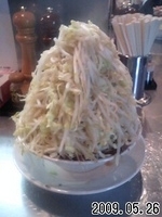 「塩ラーメン 麺固野菜マシマシニンニク味濃い目」@らーめん大 大久保店の写真