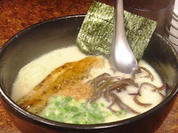 「白豚骨 650円」@豚骨らーめん リンダマンの写真