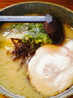 「博多ラーメン（￥530）+替え玉（￥100）」@たつ屋の写真