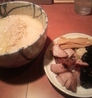 「限定とろ肉しおらーめん」@風来居 大宮店の写真