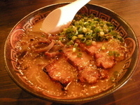 「広島とんこつしょうゆラーメン 650円」@かんかん亭の写真