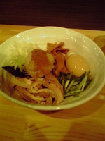 「油そば（冷やし） 700円+味染卵」@ら〜めん台風。の写真