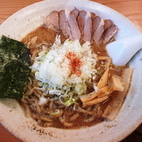 「らーめん ￥750 肉増し ￥200」@つけめん・らあめん 福は内の写真