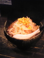 「味噌ラーメン+もやし」@らーめんダイニング ど・みそ 京橋本店の写真