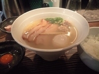 「特塩らあめん+玉子かけご飯（950円+200円）」@らあめん元の写真