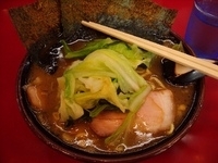 「チャーシューメン+キャベツ」@環2家の写真