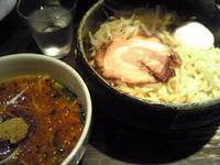 「【6月の日曜祝日限定】辛みそつけめん（900円）」@らーめんダイニング ど・みそ 京橋本店の写真