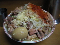 「どかもりブタダブルラーメン+味玉」@ラーメン二郎 高田馬場店の写真