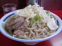 「小ラーメン（ニンニク） 500円」@ラーメン二郎 目黒店の写真