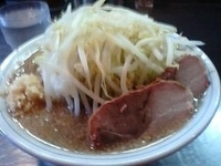 「らーめん（野菜ちょっと多め+にんにく） 600円」@らーめん大 蒲田店の写真