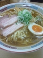 「煮干正油らーめん」@煮干鰮らーめん 圓の写真