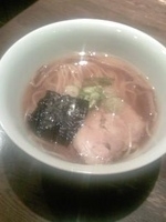 「醤油らぁ麺」@支那そばや 新横浜ラーメン博物館店の写真