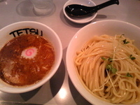 「辛つけめん」@つけめん102 大宮店の写真